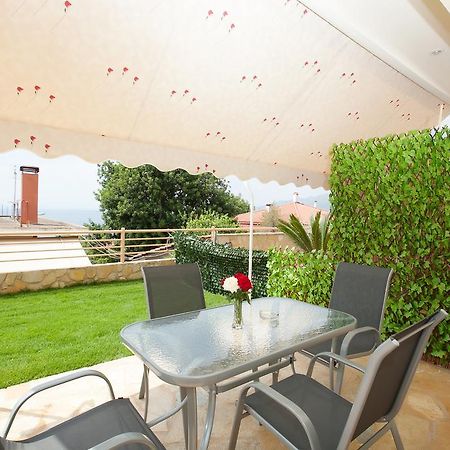 Petra Thea Apartment Kalamata Ngoại thất bức ảnh