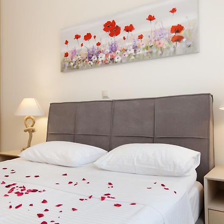Petra Thea Apartment Kalamata Ngoại thất bức ảnh