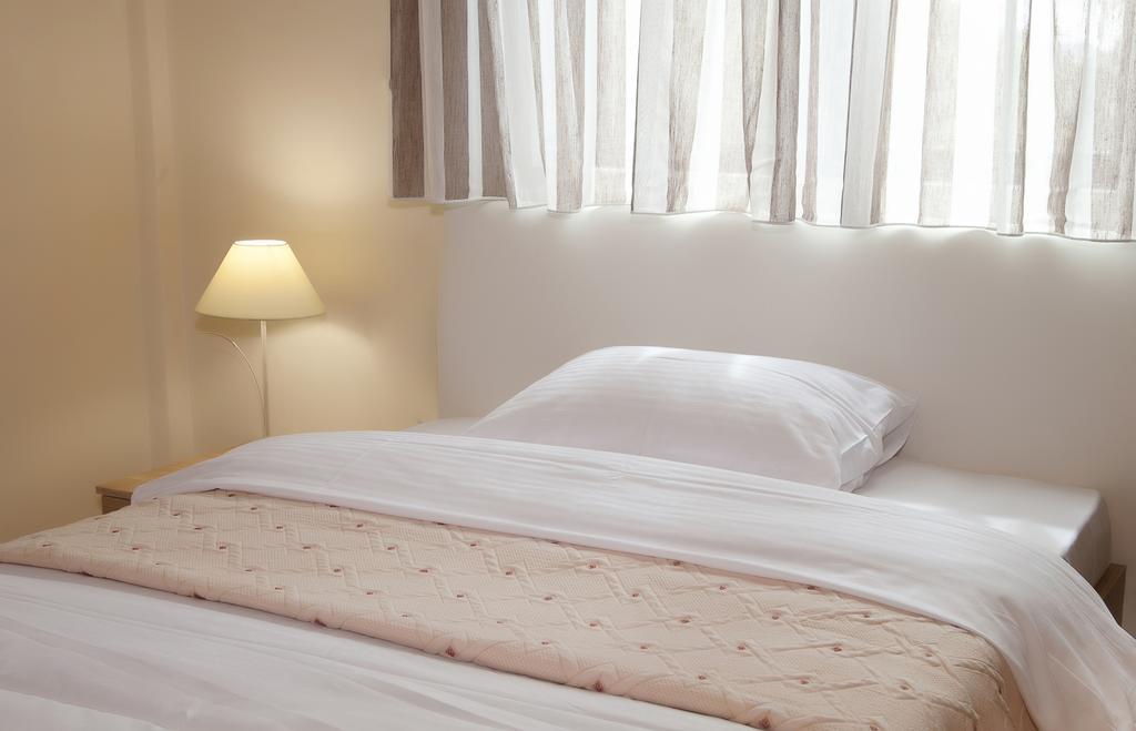 Petra Thea Apartment Kalamata Ngoại thất bức ảnh