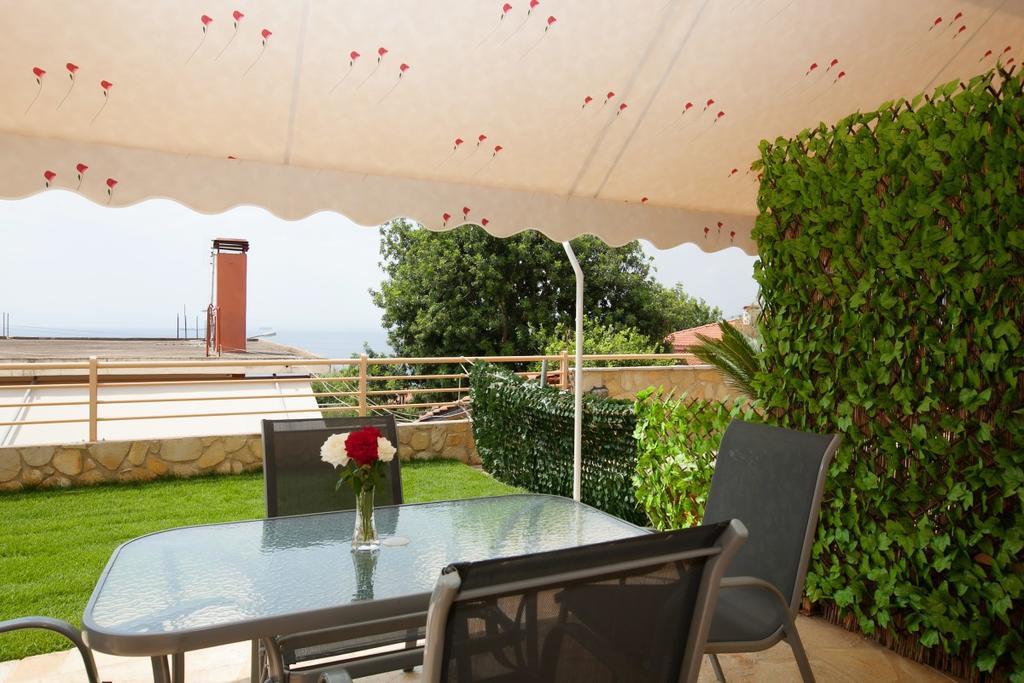 Petra Thea Apartment Kalamata Ngoại thất bức ảnh