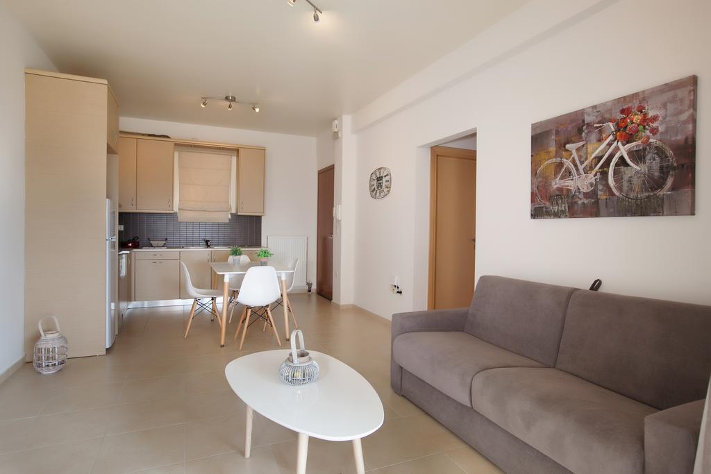 Petra Thea Apartment Kalamata Ngoại thất bức ảnh