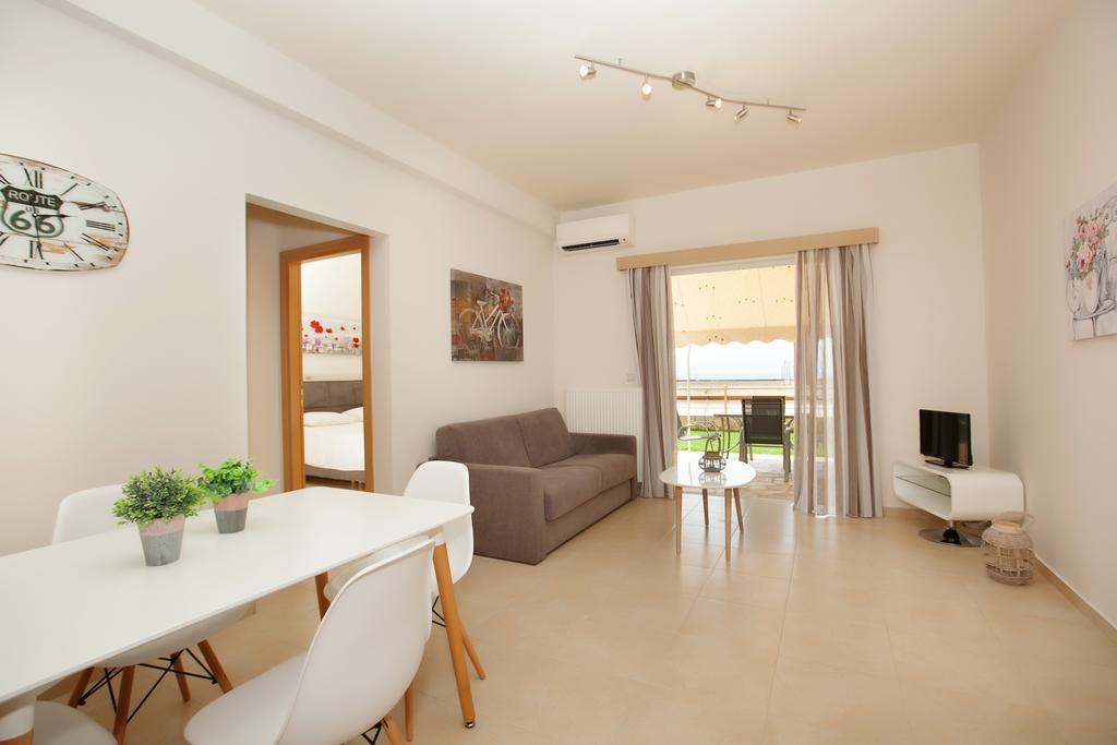 Petra Thea Apartment Kalamata Ngoại thất bức ảnh