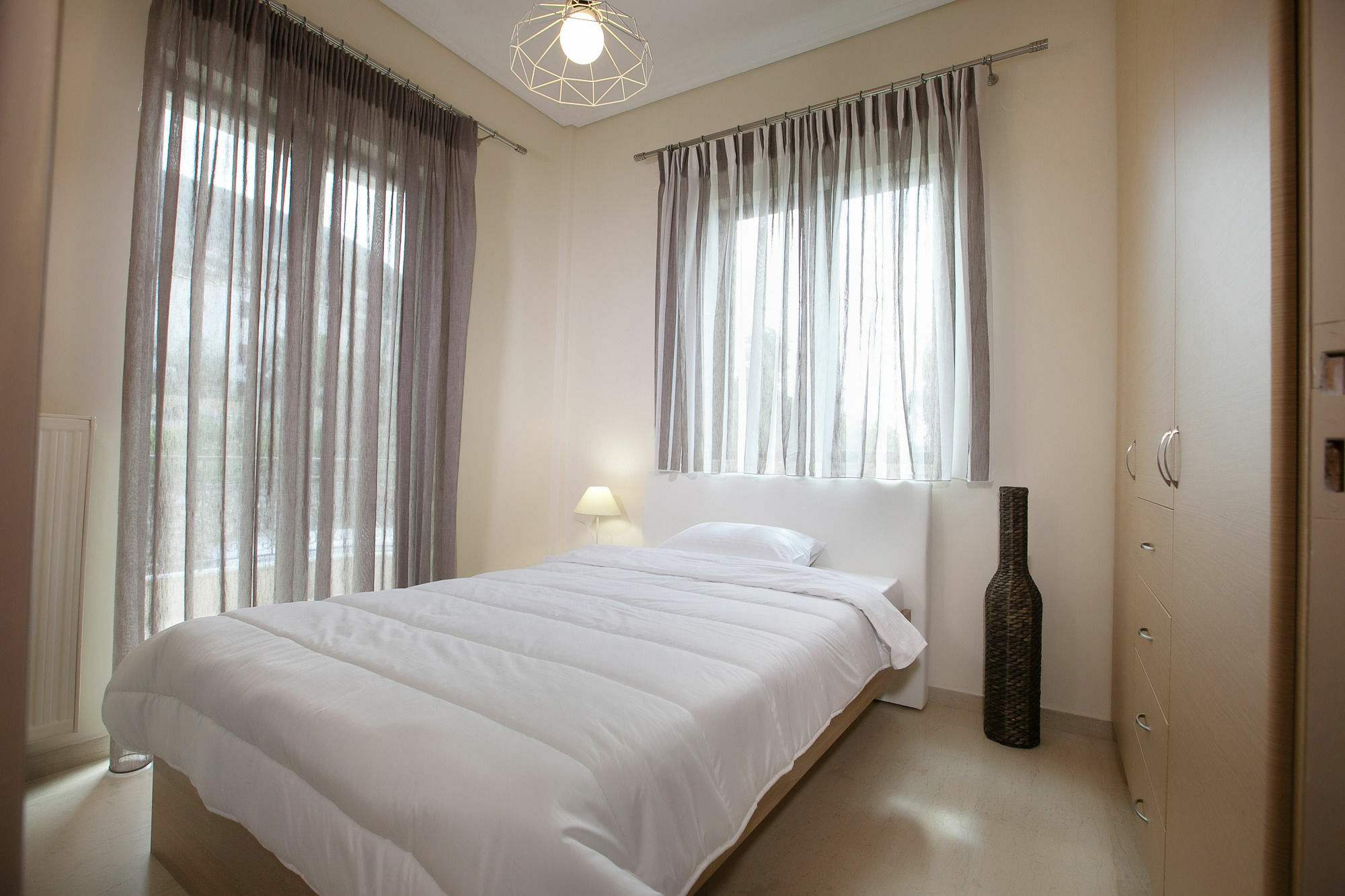 Petra Thea Apartment Kalamata Ngoại thất bức ảnh